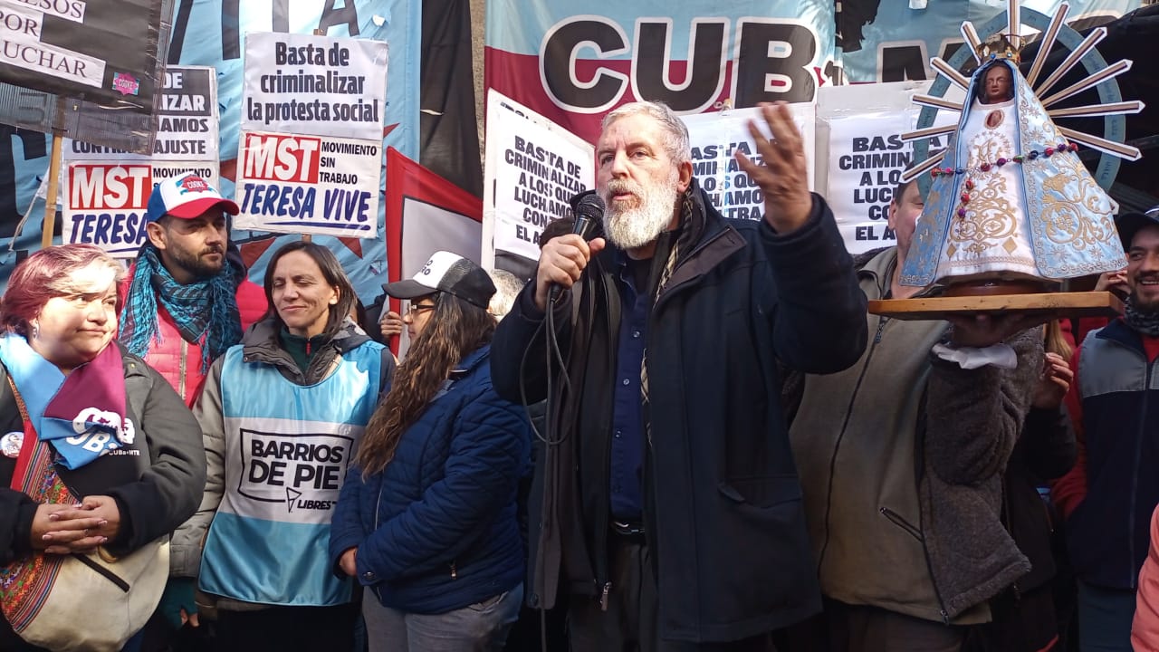 El "Gringo" Castro y la UTEP en la marcha piquetera a la Casa de Jujuy