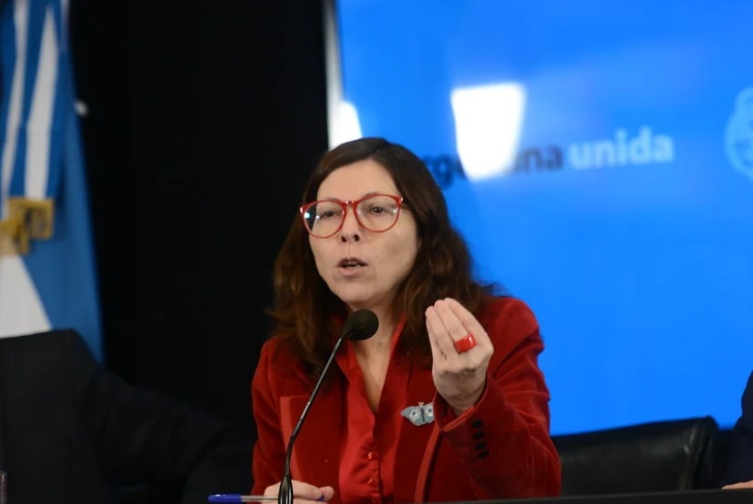 Gobierno decreta prohibición de contratar nuevos empleados en el Estado