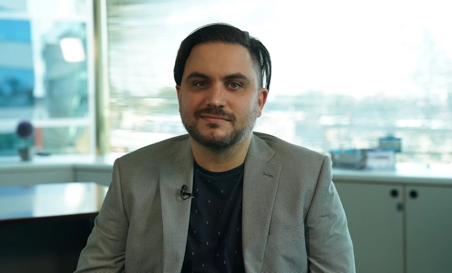 Marra pide que los legisladores porteños tengan menos vacaciones