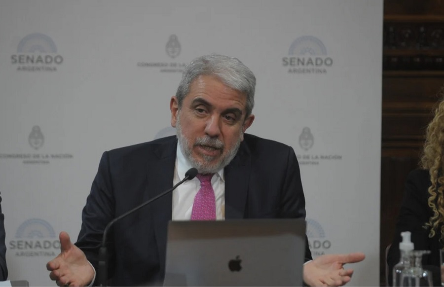 Losada cargó duro contra Aníbal y lo trató de "incompetente"