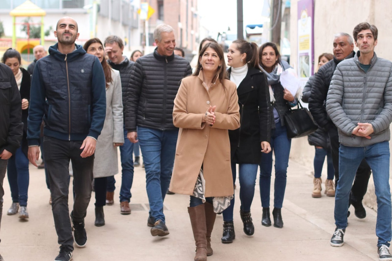 Mraida, Tagliaferri y dirigentes santafesinos, en el Barrio 20