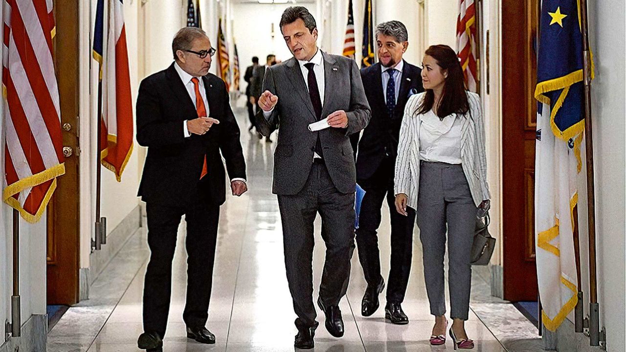 Massa posterga y desdobla su gira: arranca el 29 de agosto en Washington