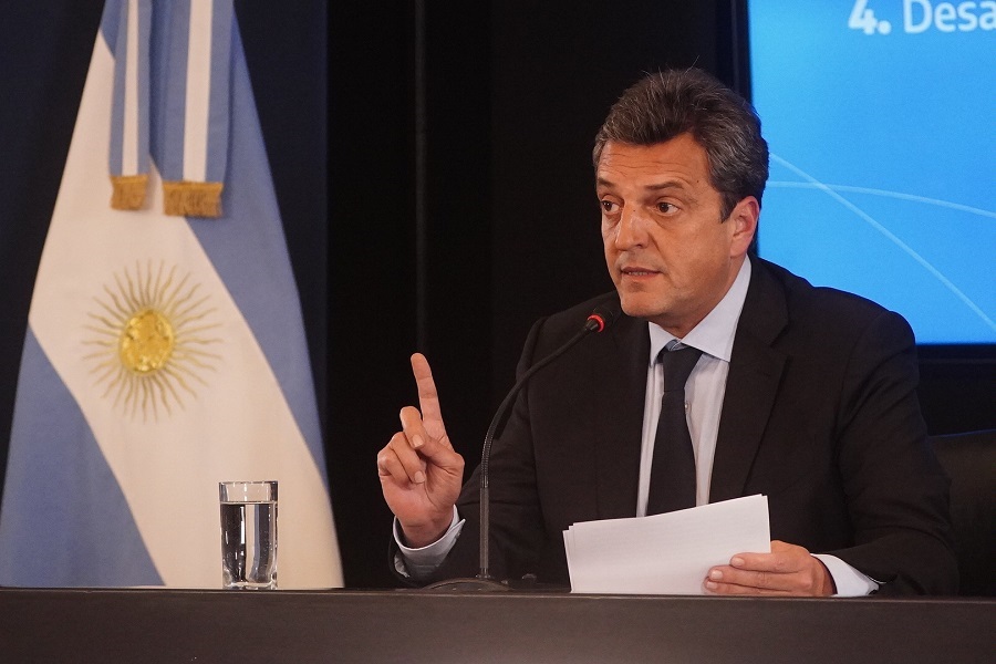 Massa pediría una ayuda al FMI: de qué se trata