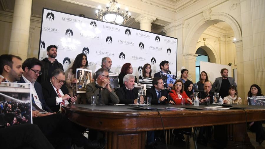 FdT: pedido de informes por accionar policial, citación a Larreta y renuncia de D'Alessandro