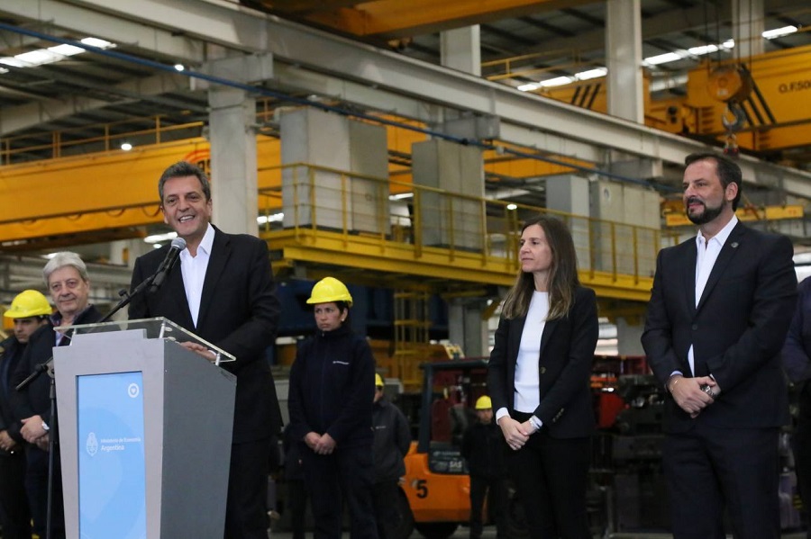 Massa anunció un refuerzo en las asignaciones familiares para septiembre