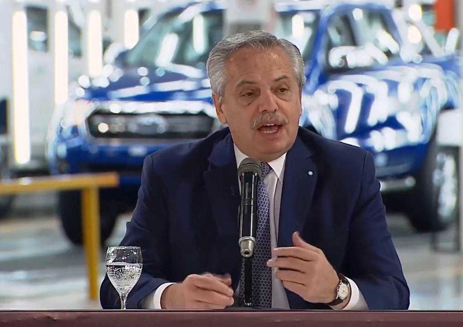 Alberto, Massa y Cristina alineados con la Industria