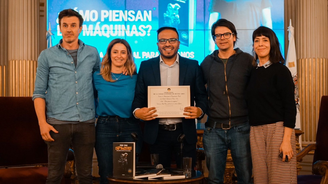 La Legislatura porteña declaró de interés un libro de Fredi Vivas