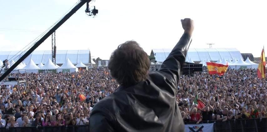 Milei participó en España del evento #Viva22 junto a Santiago Abascal de VOX