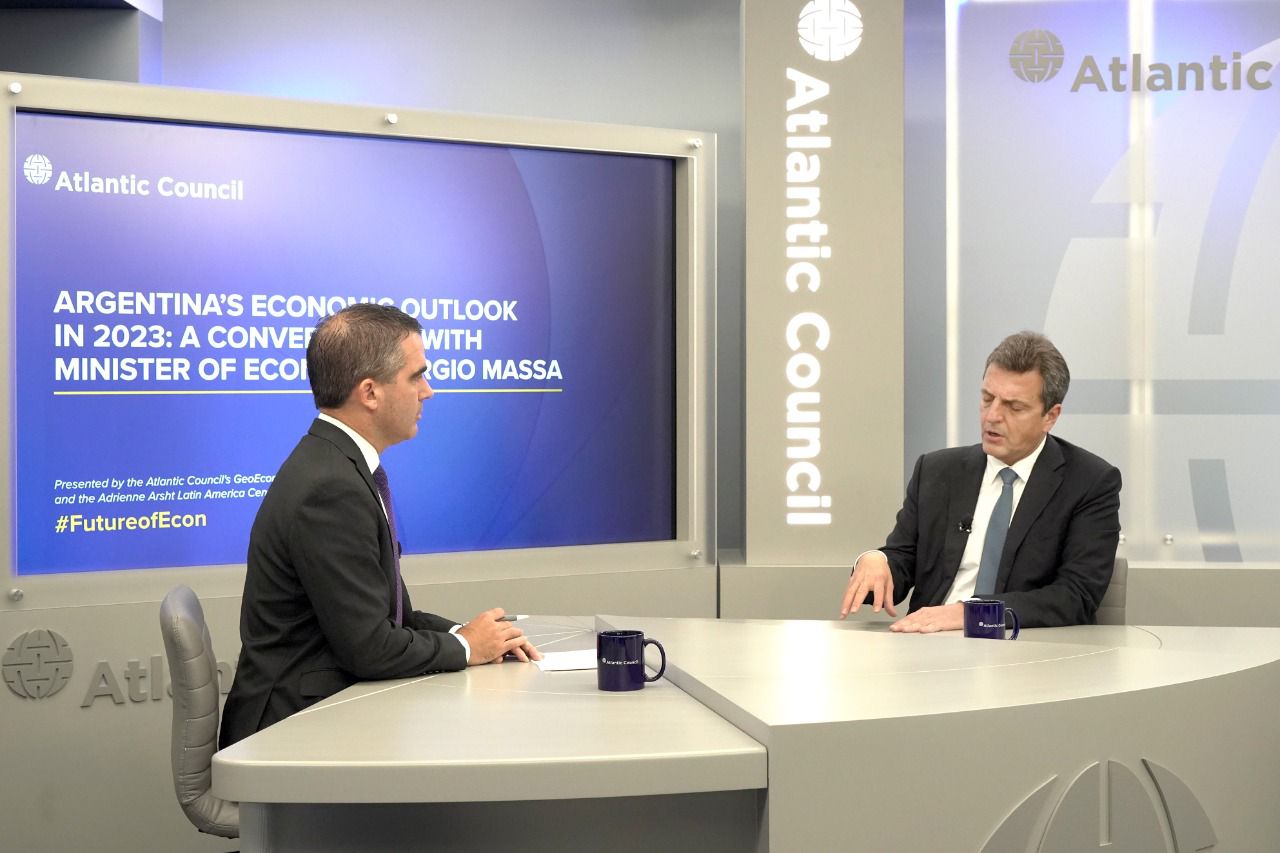 Massa: “Es el segundo mes en el que baja la inflación, pero todavía no me conforma”