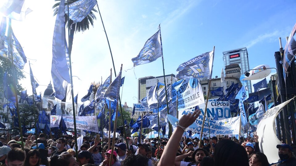17 de Octubre: cinco actos distintos y sin foto de Alberto y Cristina