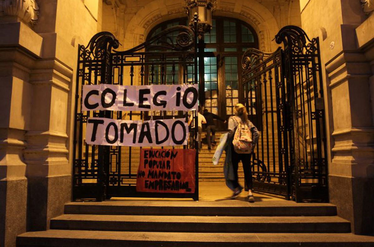 El Gobierno porteño denunció a 366 padres por las tomas de colegios