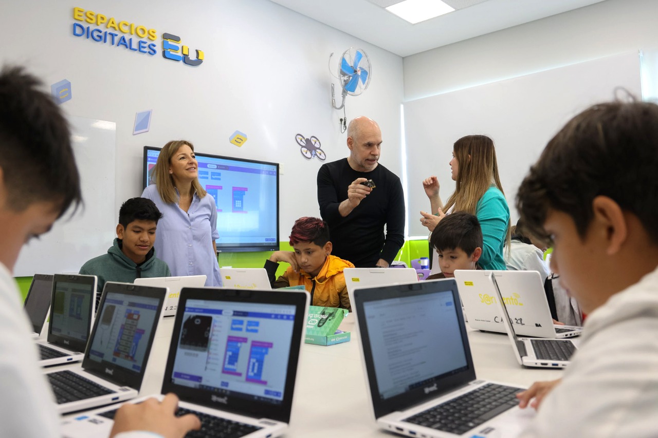 Larreta: "Algunos pretenden desfinanciar la educación y convertirla en ajuste" 