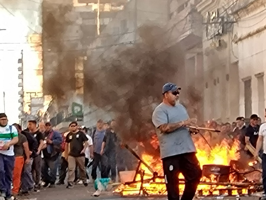 JxC salió a cuestionar la violencia de la UOCRA en San Nicolás