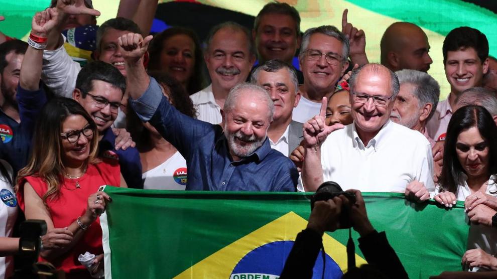 Lula es otra vez presidente de Brasil: le ganó el balotaje a Bolsonaro