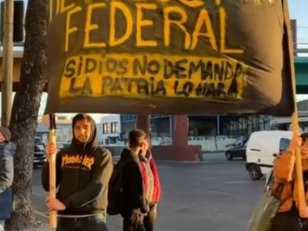 Ataque a CFK: ordenan liberar a los cuatro detenidos de Revolución Federal