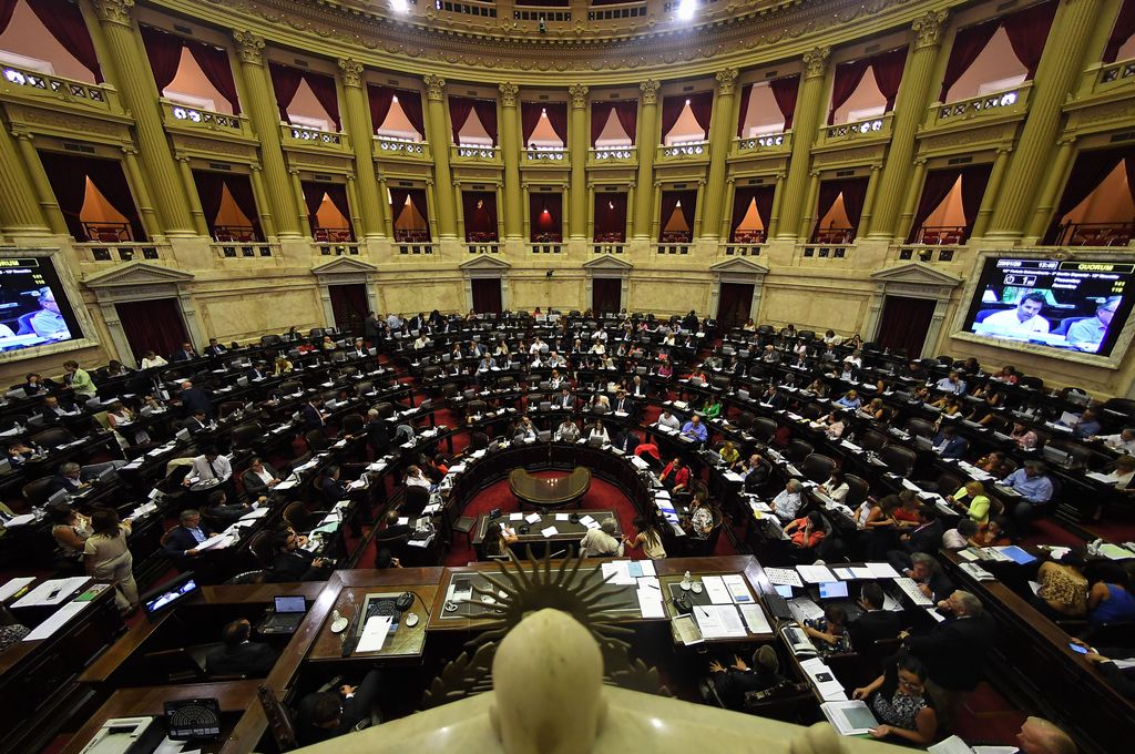 Alberto prorrogó las sesiones ordinarias: qué proyectos tratarán