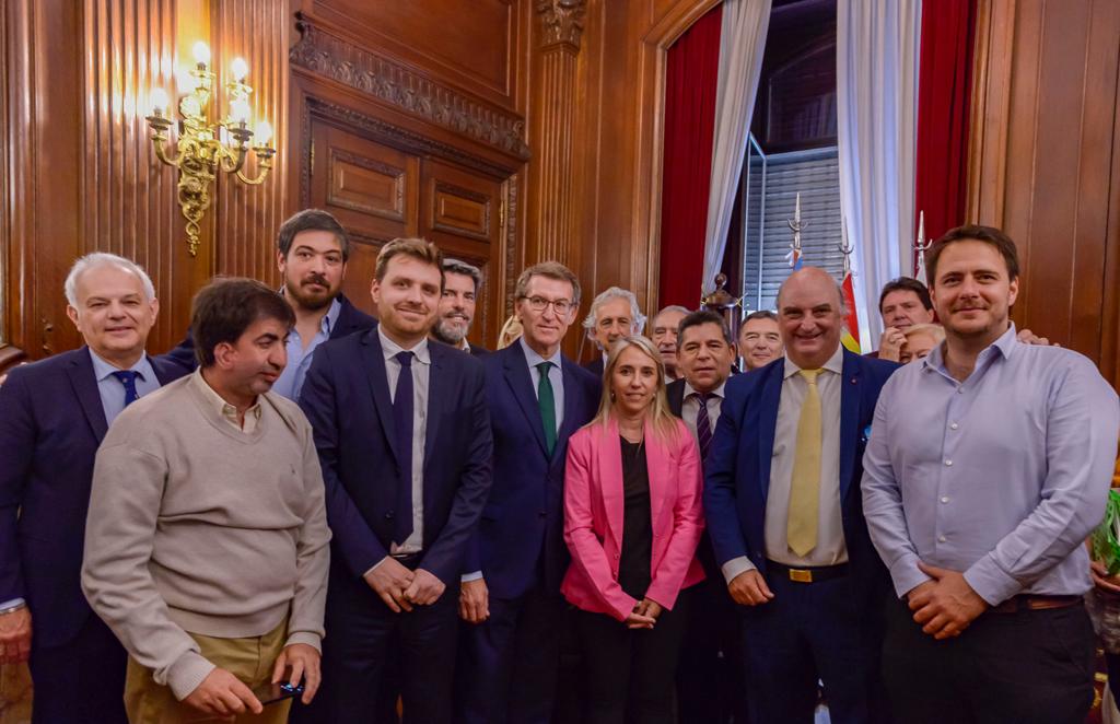 La Legislatura reconoció como "Visitante Ilustre" a Núñez Feijóo