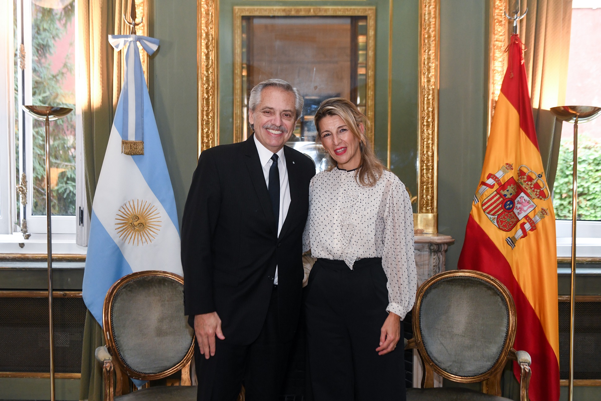 Alberto se reunió con la vicepresidenta de España Yolanda Díaz