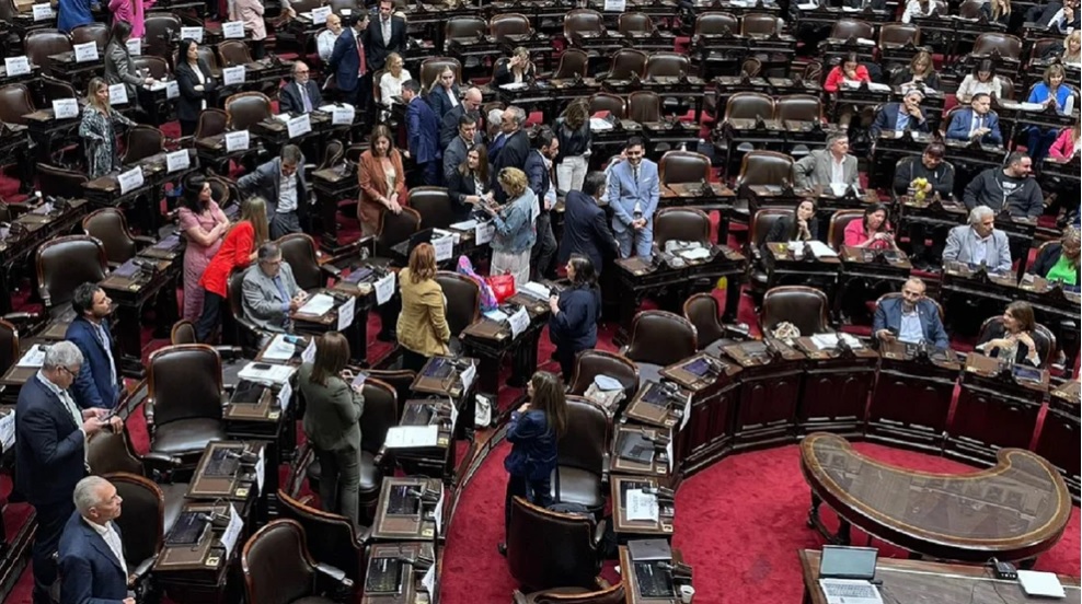 Cruces en Diputados: Moreau no reeligió y se cayó la sesión para crear universidades