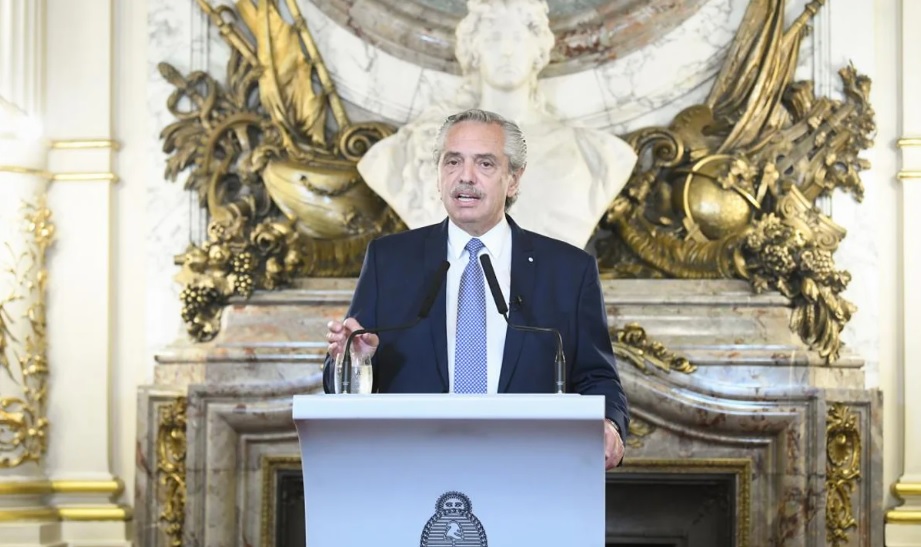 Alberto pidió investigar a jueces y fiscales por “promiscuidad antirrepublicana”