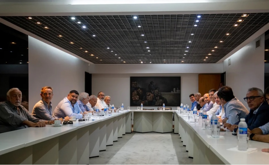 Los intendentes del PJ avanzan en el lanzamiento de su propio espacio