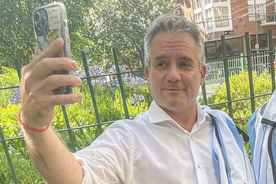 Nuevos chats filtrados de D’Alessandro: licitaciones, interna y coparticipación