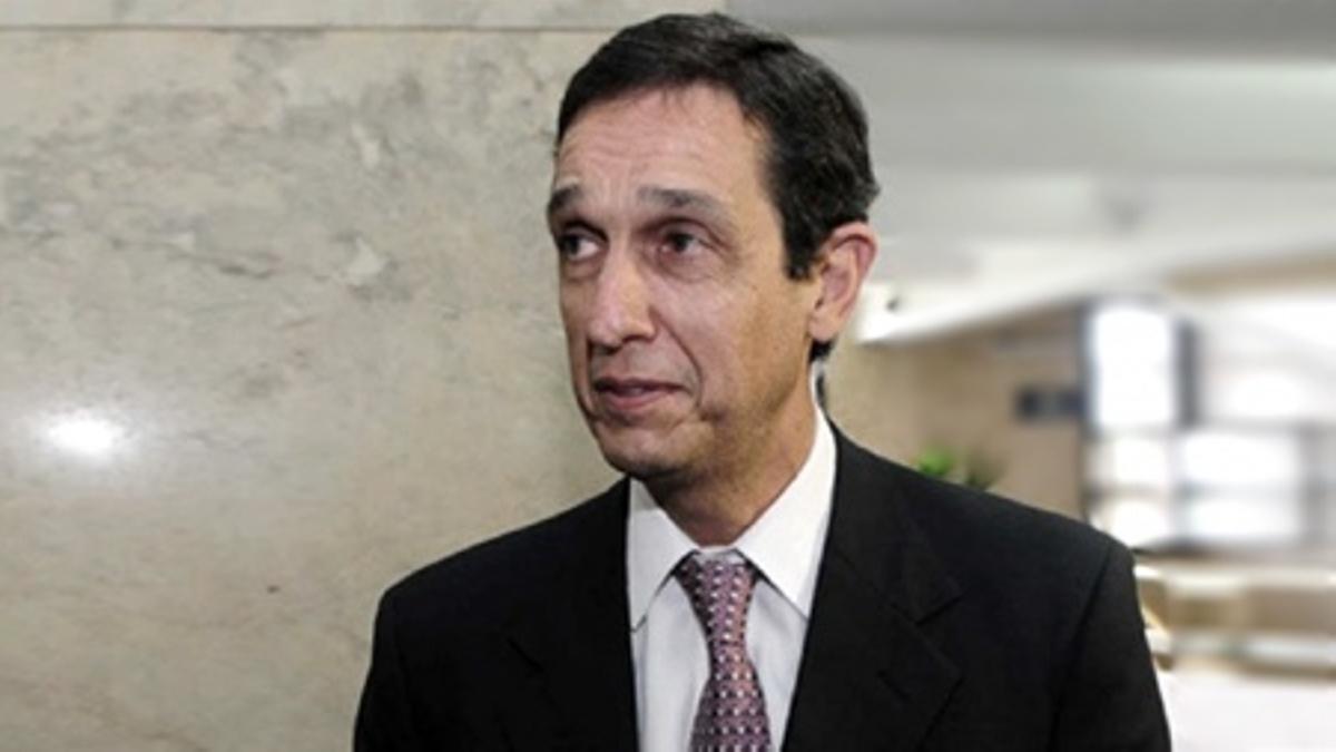 Massa echó al titular de la Casa de la Moneda