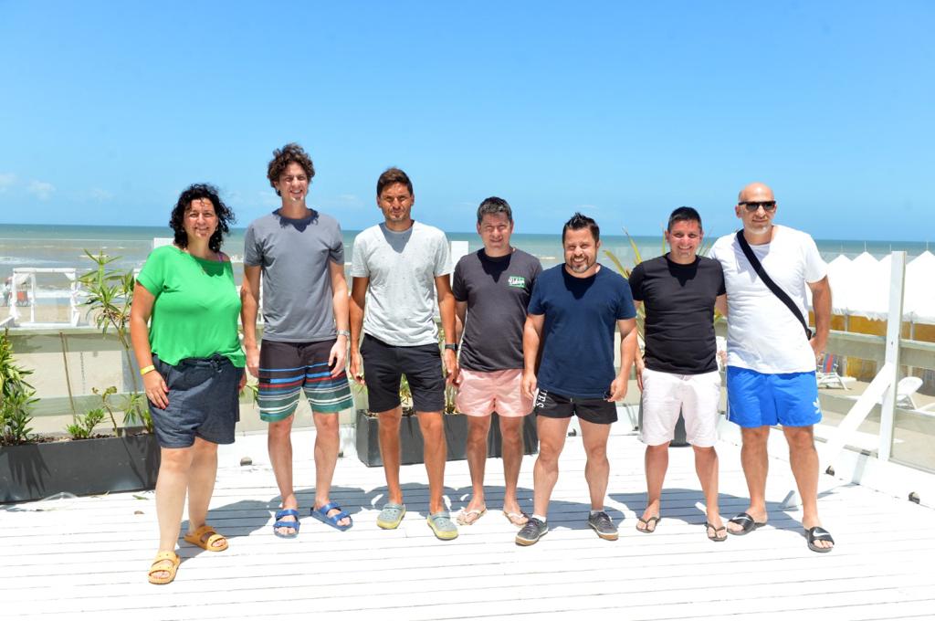 Lousteau recorrió Pinamar y se reunió con dirigentes de Evolución