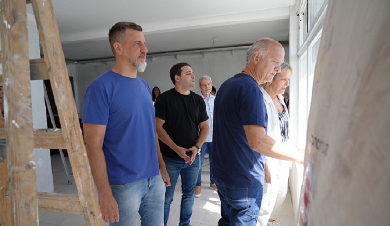 Lanús lanzó el plan de obras de verano es escuelas