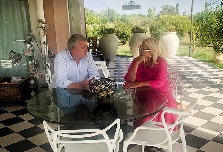 Carrió hace alianza con Morales y no descarta ser candidata en 2023