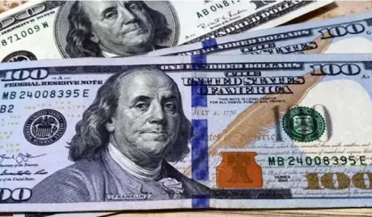 El dólar blue cerró a $ 361 y estableció un nuevo valor récord