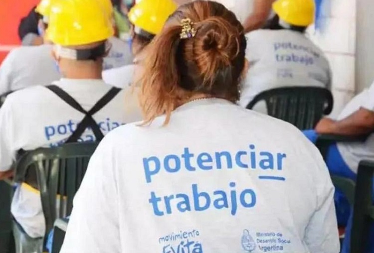 Anuncian un recorte de planes y esperan tensión con piqueteros