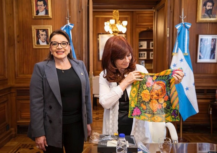 CELAC: Cristina, con agenda propia y paralela