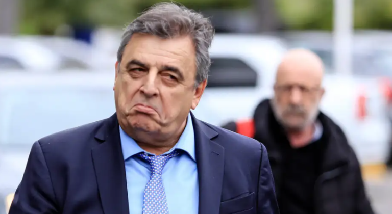 Juicio a la Corte: Negri tildó de "flan" y de "espectáculo para distraer"