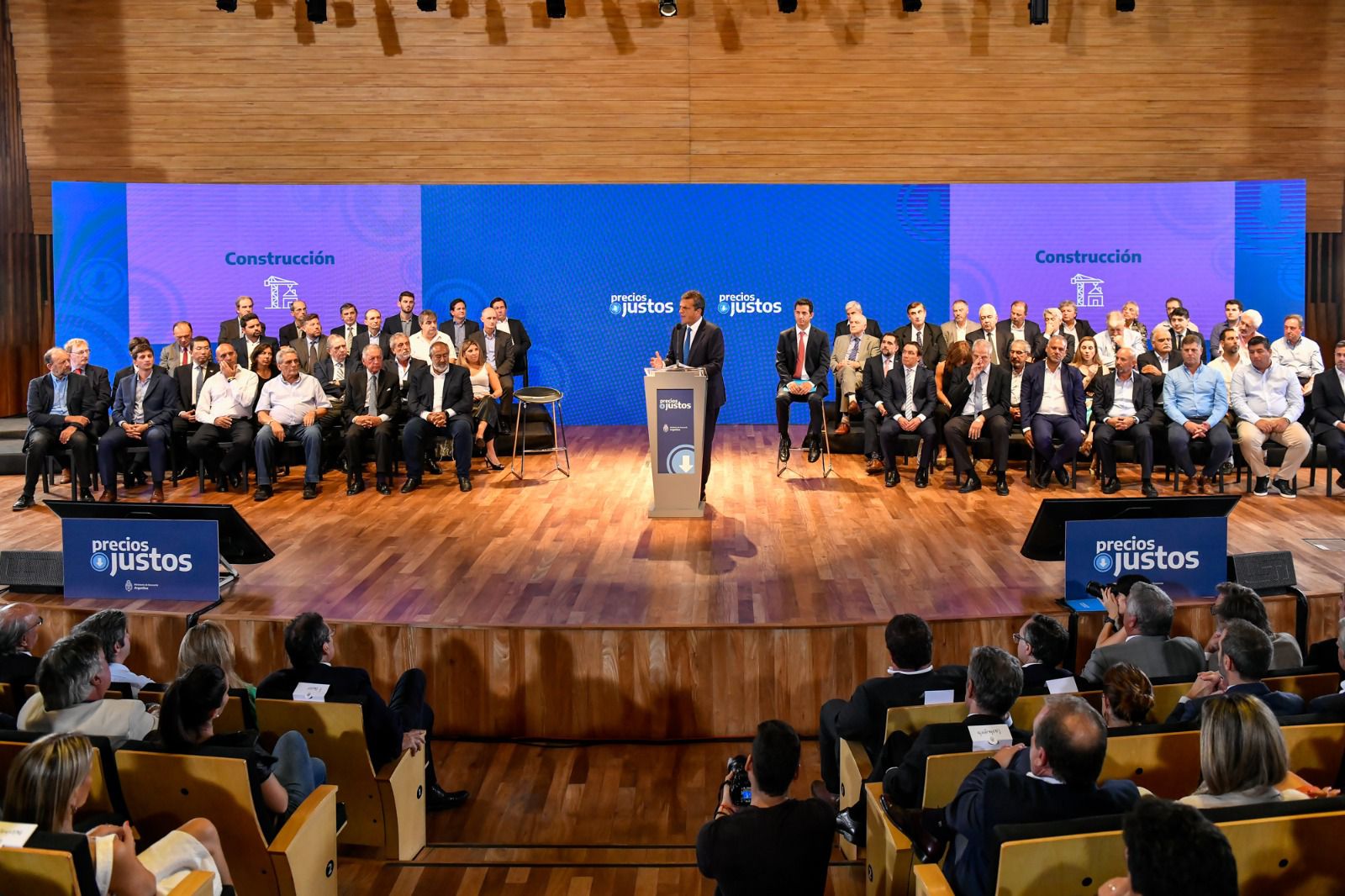 Massa amplió Precios Justos: "Más premios y más castigos"