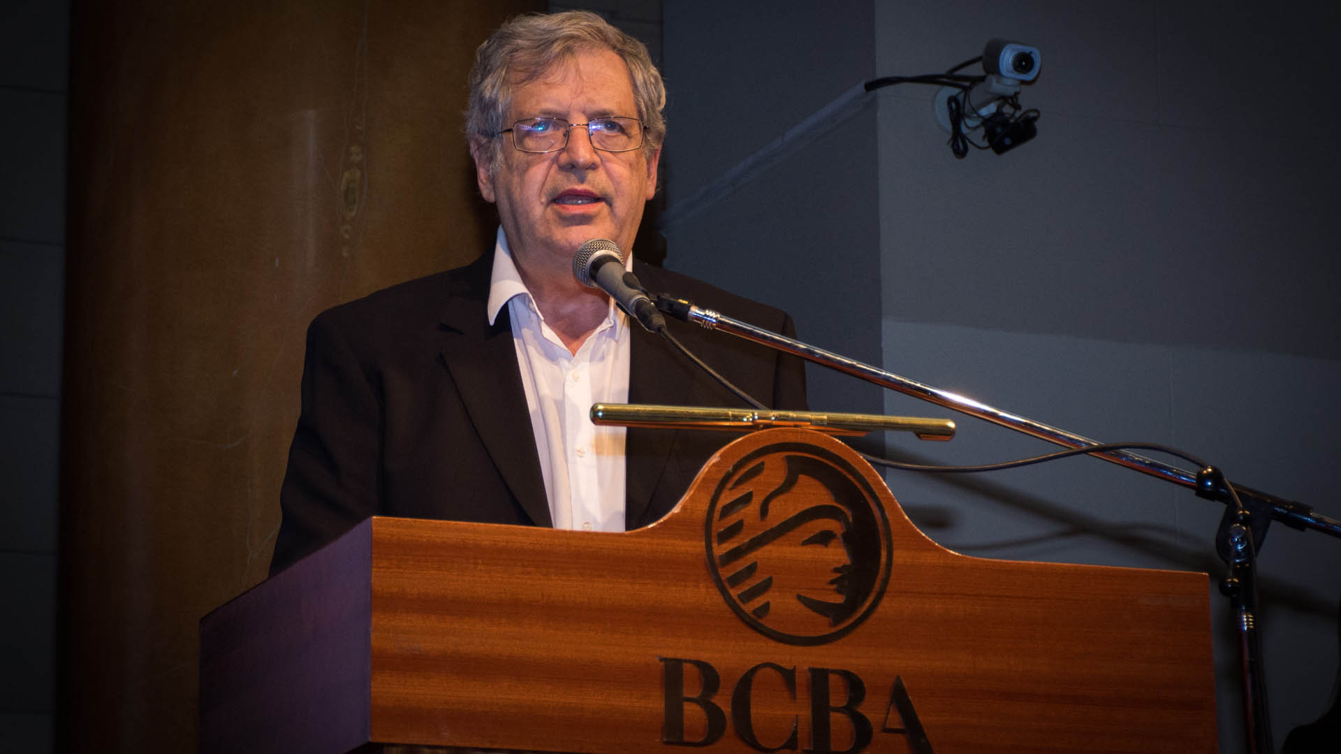 Rubinstein destacó la "baja del déficit fiscal" lograda por Massa