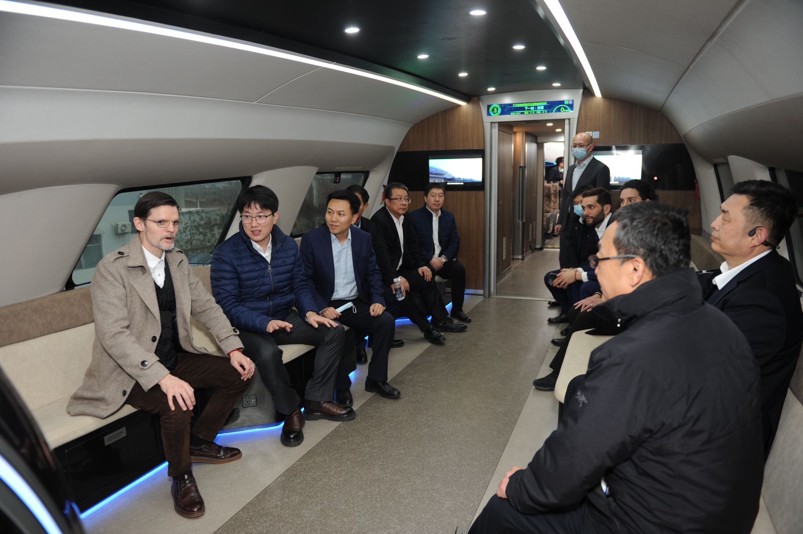 Vaca Narvaja avanzó en proyectos de mejora de trenes urbanos