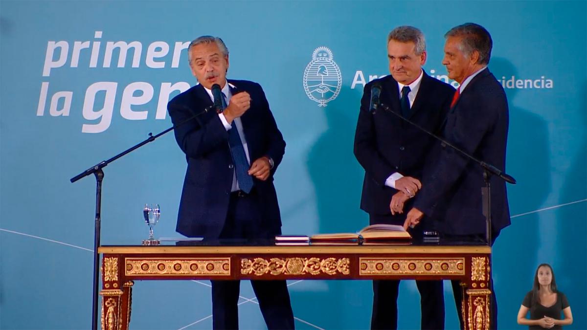 Rossi juró como nuevo jefe de Gabinete