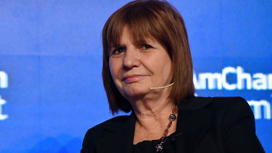 Patricia Bullrich: “A mí no me baja nadie, aunque juegue Macri”