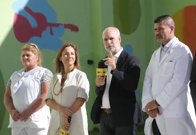 Los candidatos del Pro porteño abrieron el ciclo lectivo por separado