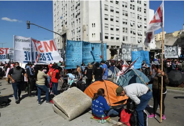 Piquetes en CABA: Larreta aseguró que no desaloja por falta de policías