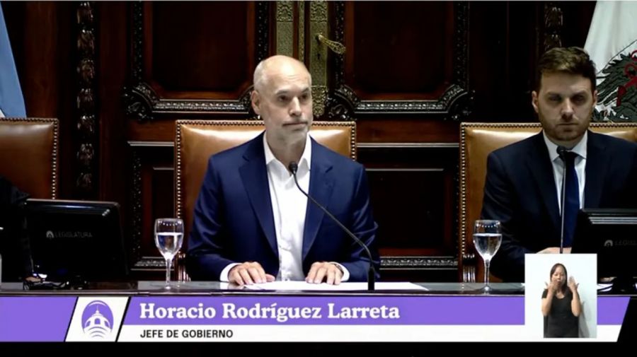 Quiénes son los 13 vecinos que acompañaron a Larreta en la Legislatura