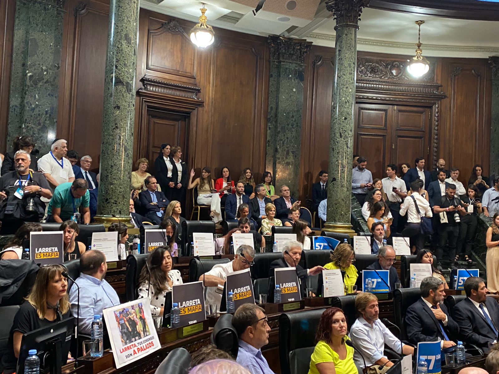 El fuerte ataque del FdT en la Legislatura: "Larreta es mafia"