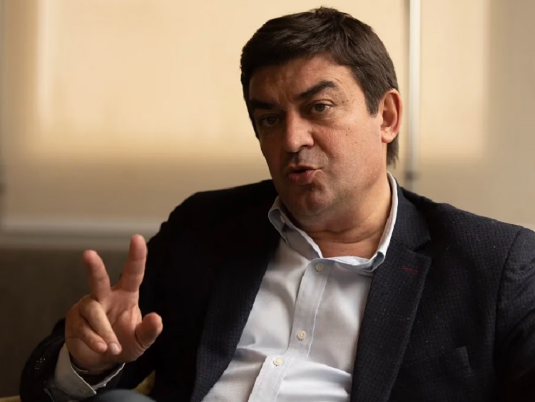 De Marchi: "JxC no existe en Mendoza, a la UCR la sostienen los K"