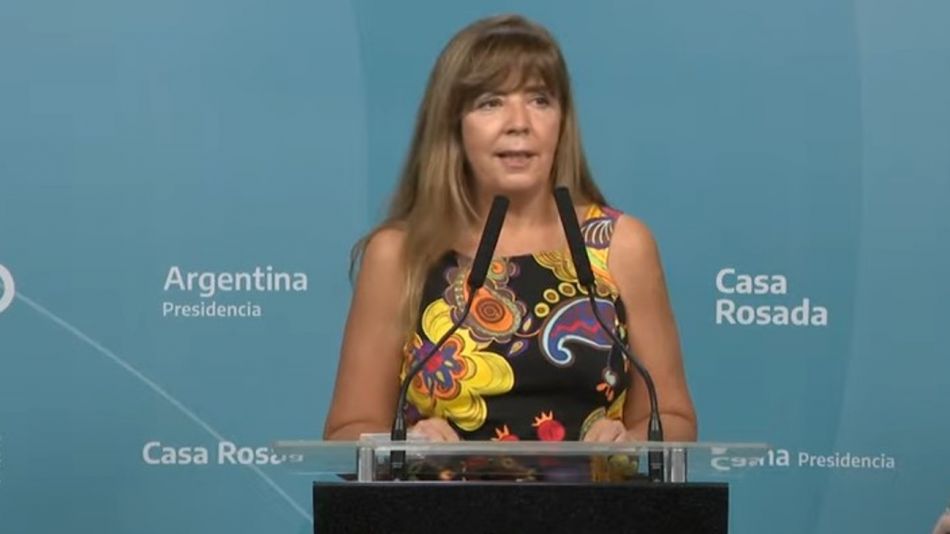 Cerruti le pegó a Milei: “Tal vez vive de la casta de los empresarios y los ricos”