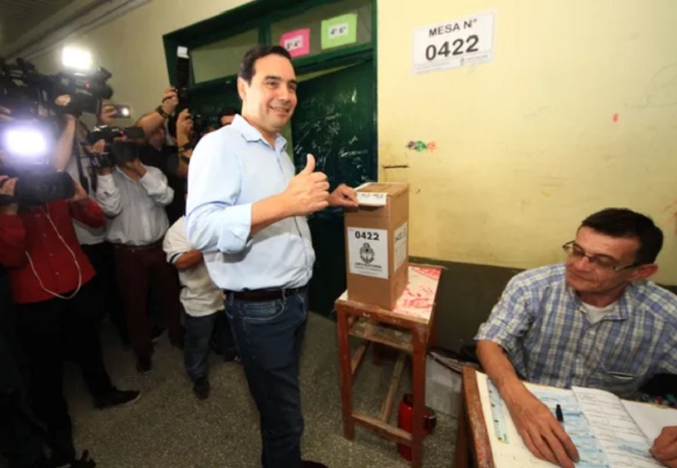 Corrientes también desdobla la elección y votará el 11 de junio