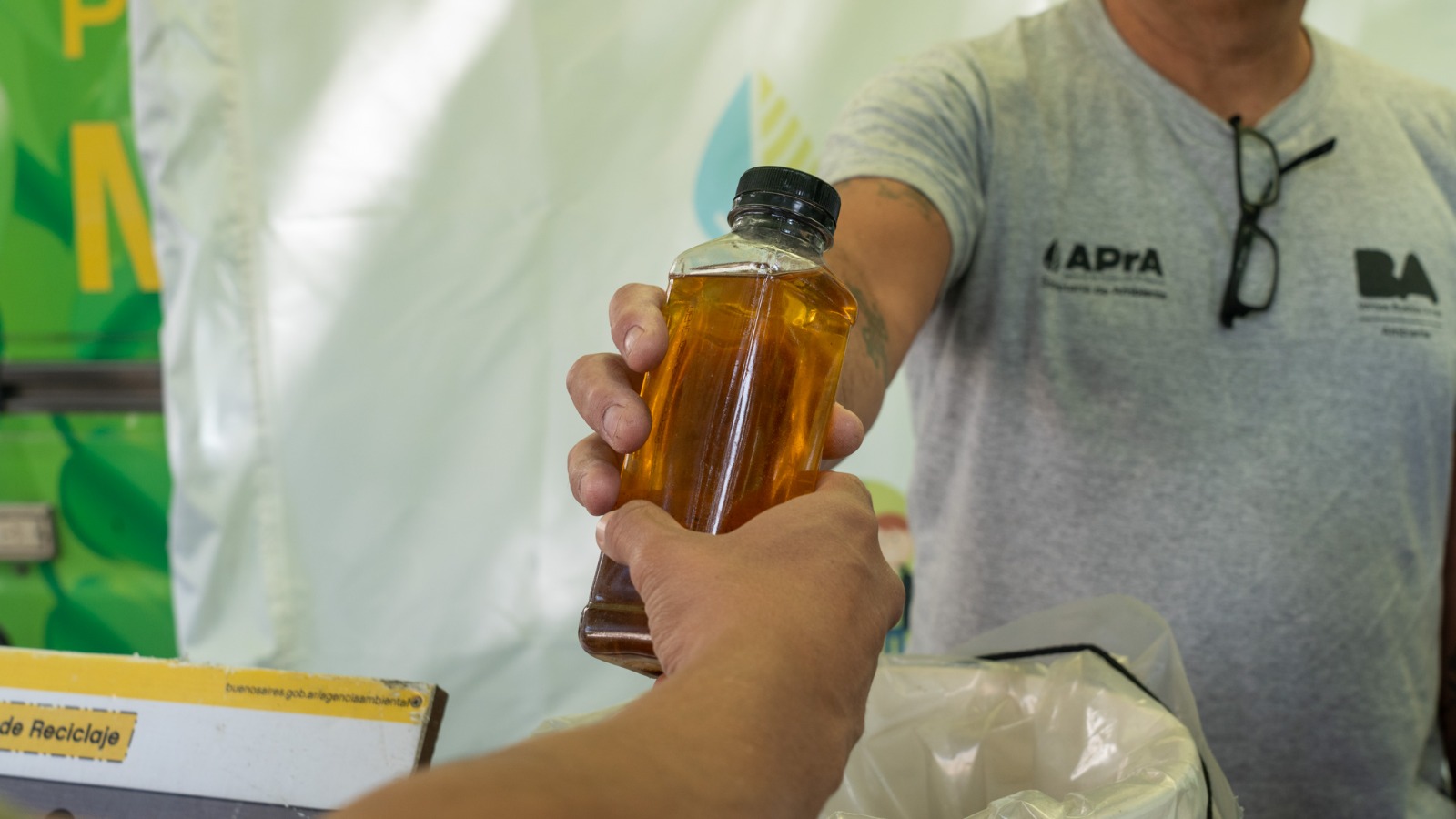 GCBA recolecta aceite para concientizar por el impacto ambiental