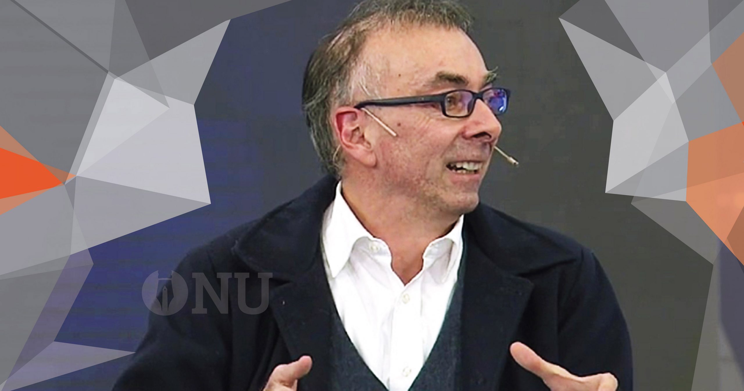 Carlos De Angelis: “En estas elecciones no compiten proyectos, compiten personas”