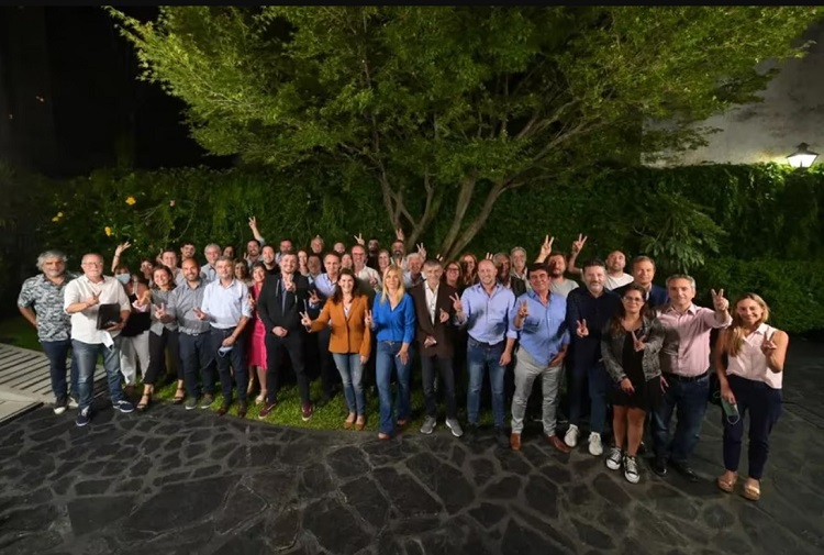 Intendentes del FdT trabajan para tener un K en la boleta, pero no de La Cámpora