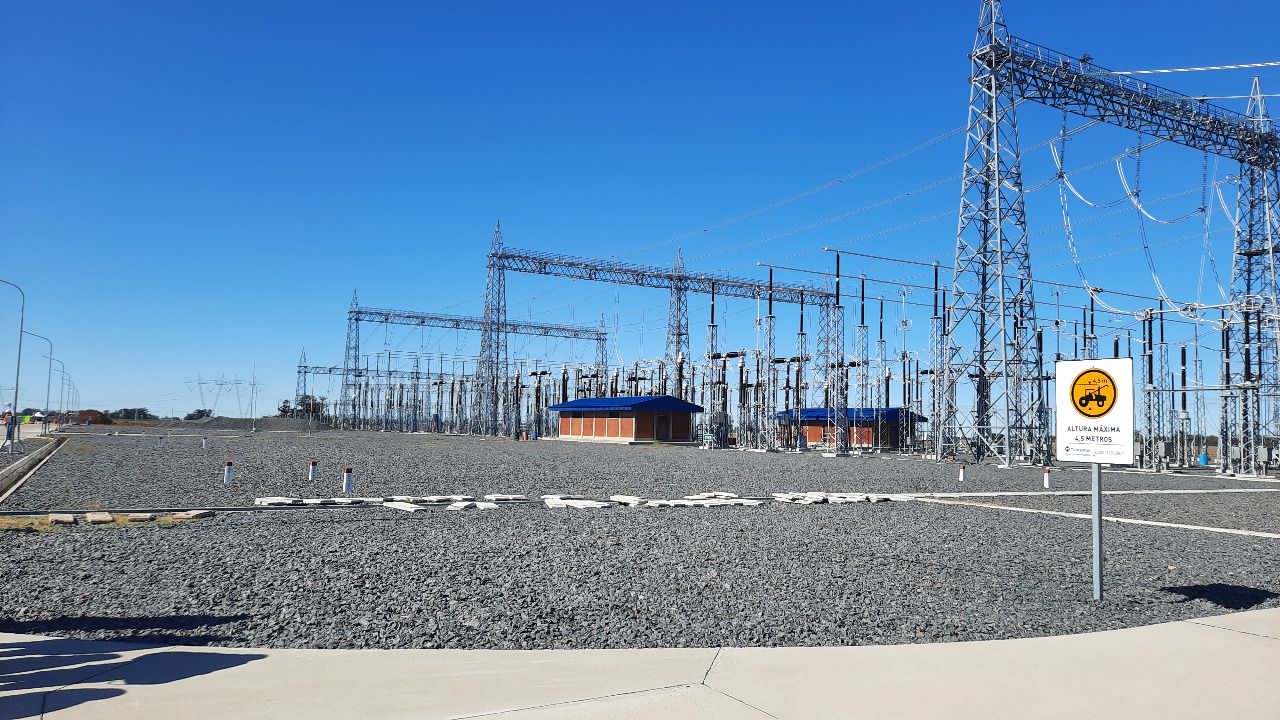 Transporte eléctrico: 5 mil kilómetros de líneas nuevas de alta tensión en marcha